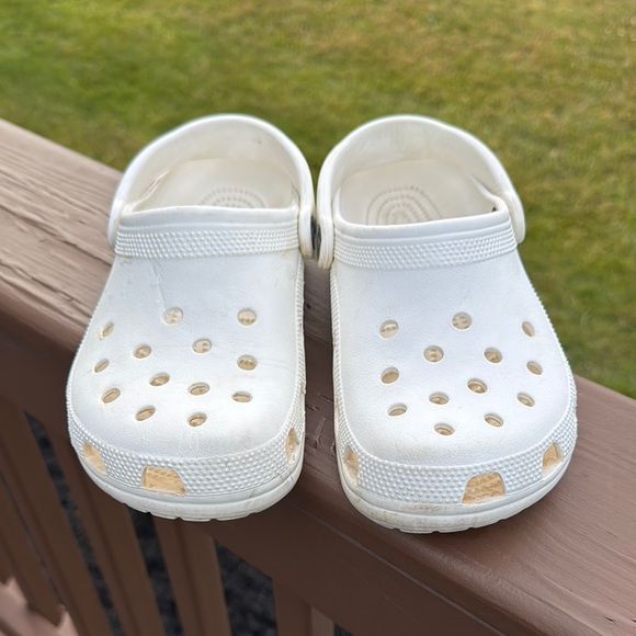 CROCS White Water Shoes Classic Design - Picture 2 of 7
